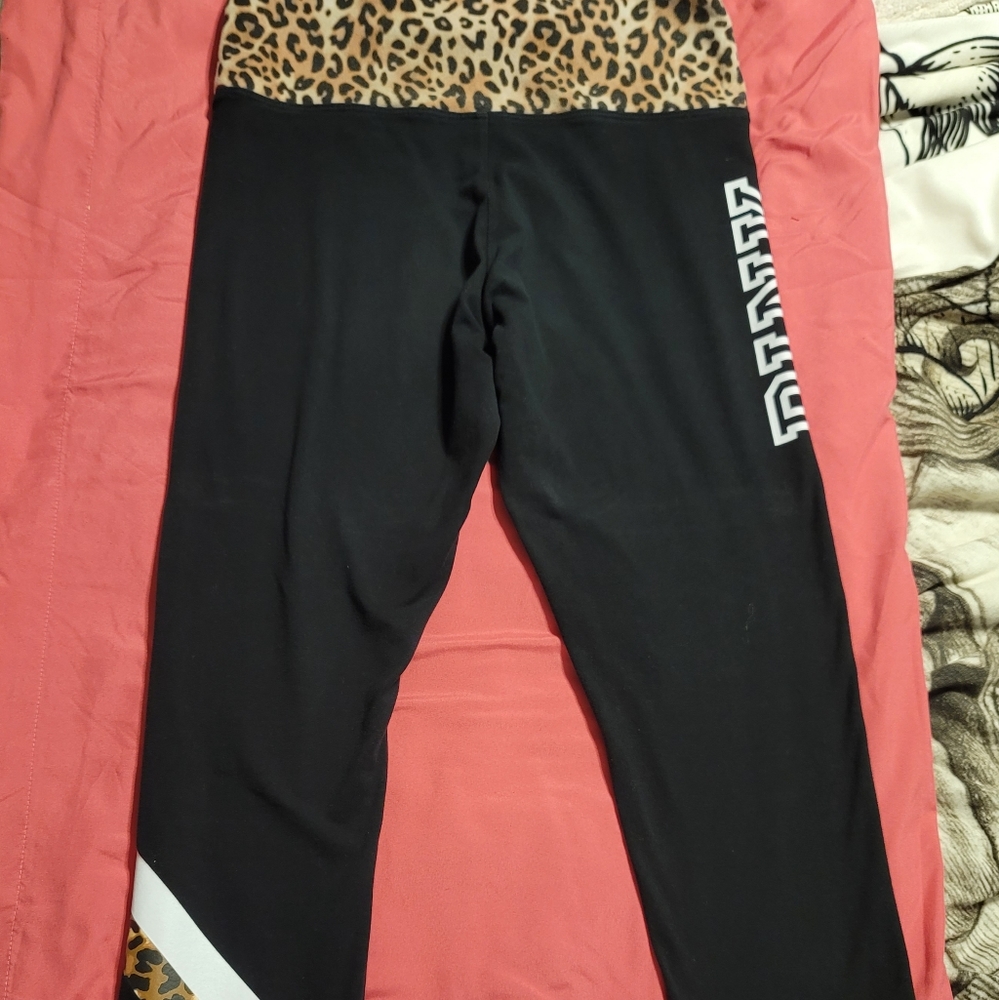 Victoria Secret PINK Yoga Leggings size Large